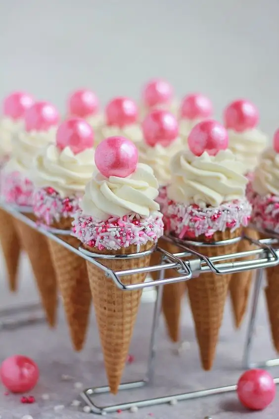 Cupcake Cones - Baking with Blondie